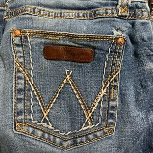 Women’s Wrangler Bootcut Jeans